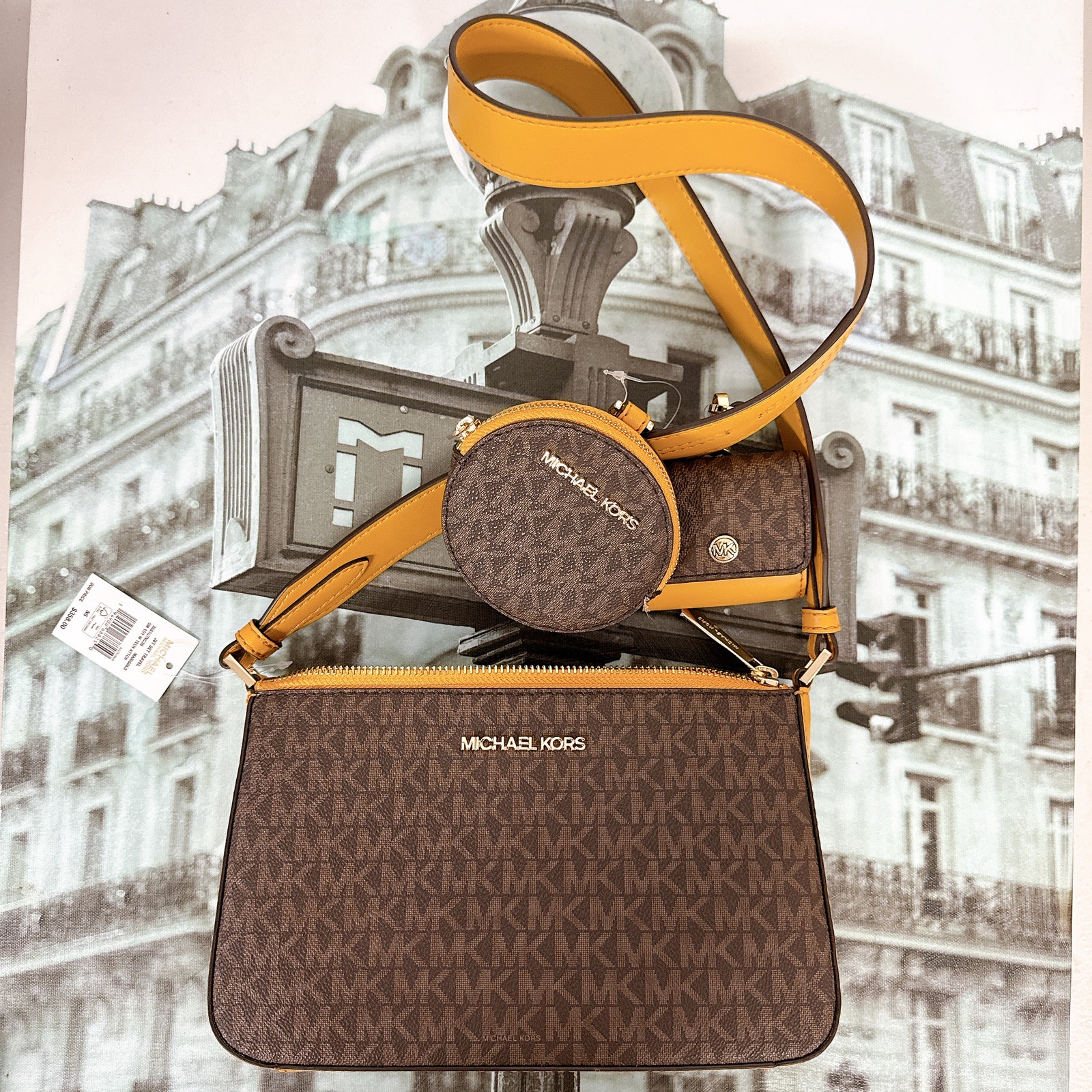 Michael Kors 35s1gtvc3b Jet Set Travel Small Logo Shoulder Bag With Pouches